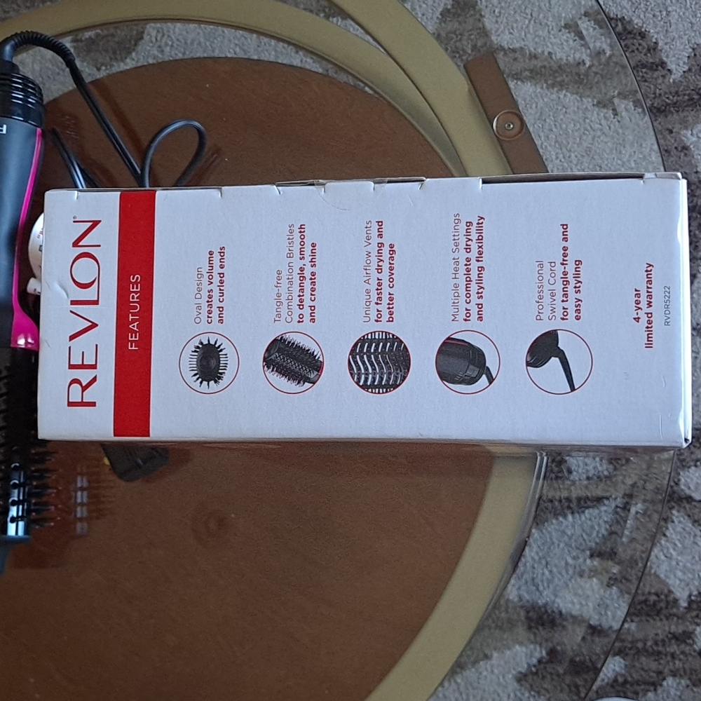 REVLON One-Step Volumizer - Picture 3 of 3